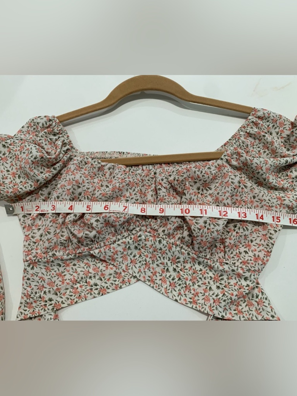 Women’s Lyaner Floral Tie-Back Puff Sleeve Crop Top Off Shoulder Shirt, Small - Picture 4 of 8